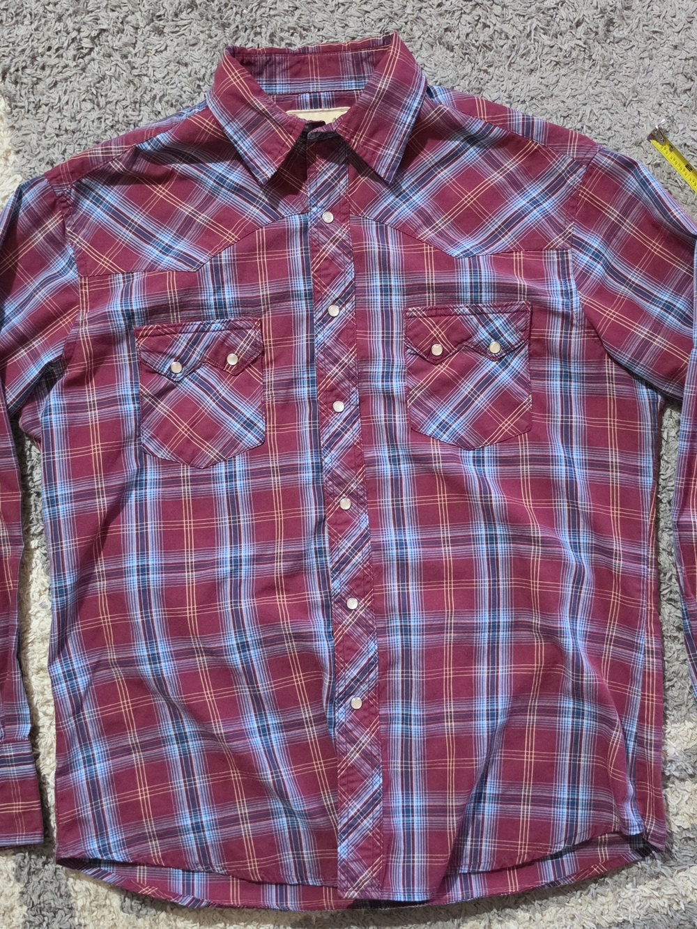 Wrangler Long Sleeve Button Down Large